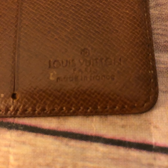 Louis Vuitton monogram unisex bifold wallet - Picture 6 of 7